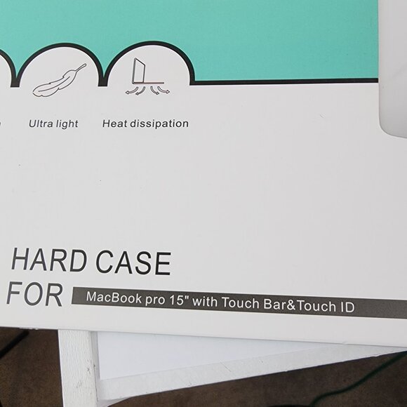 Mosiso Protective MacBook Pro 15" with Touch Bar & Touch ID Gray Hard Case NWT - Picture 4 of 5